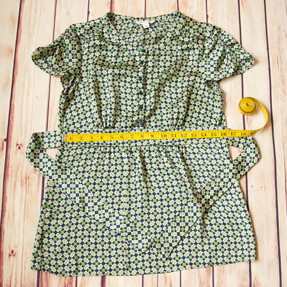 Banana Republic Small Green Geometric Blouse - Picture 5 of 8